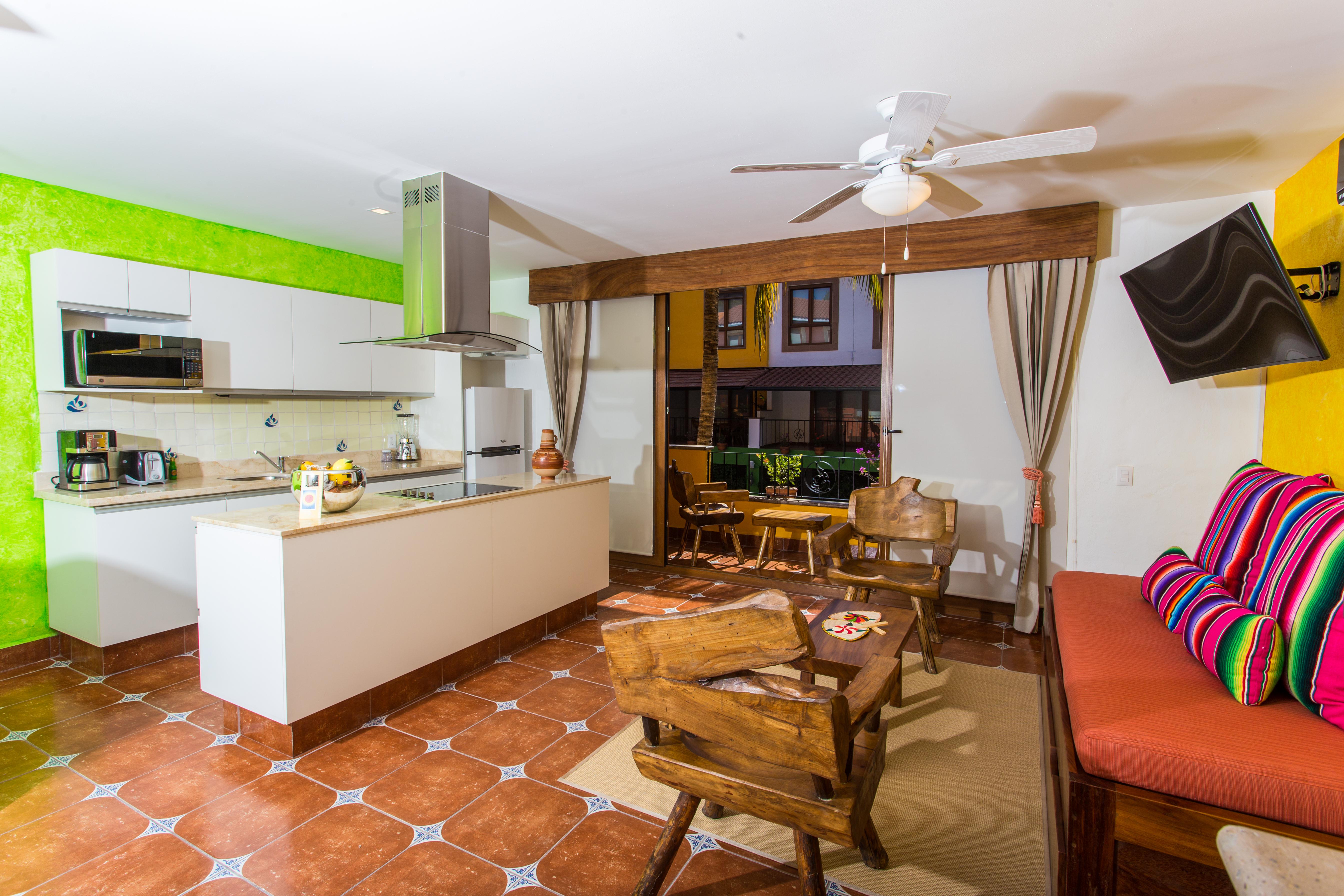 Casa Loteria -Pueblito Sayulita- Colorful, Family And Relax Experience With Private Parking And Pool Hotel Exterior photo